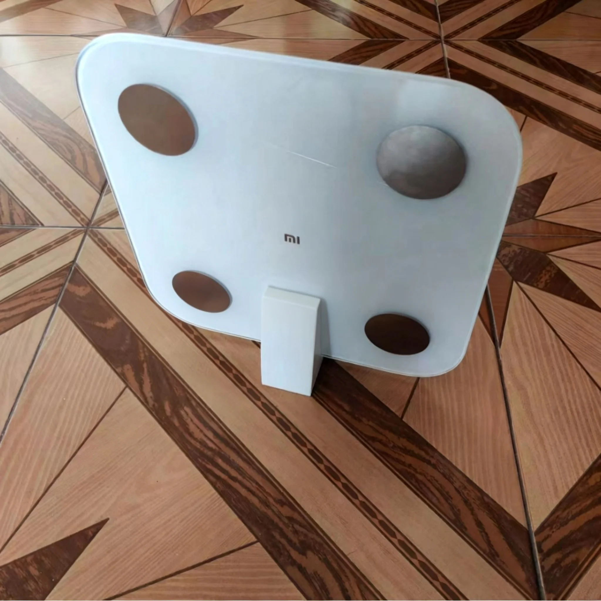 3D Printed Stand for Weighing Scales, a Vertical Storage Rack That Can Hold Scales, Drawing Boards, Books, Document Bags, Etc