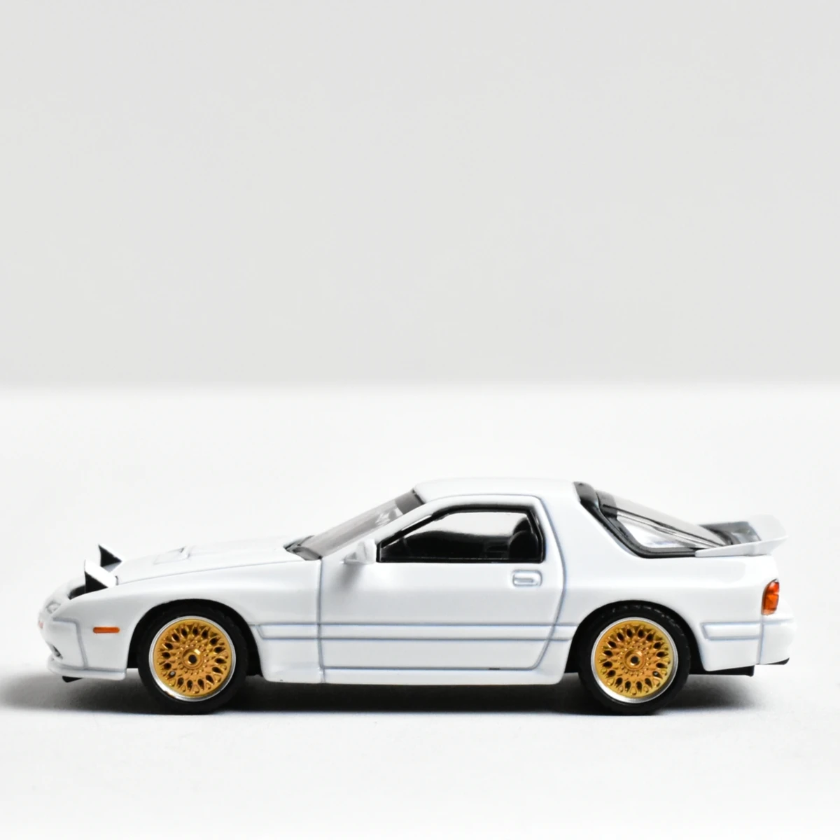 

Модель AT TopArt 1:64 MAZDA RX7 для взрослых, хобби FC3S, литая под давлением модель автомобиля