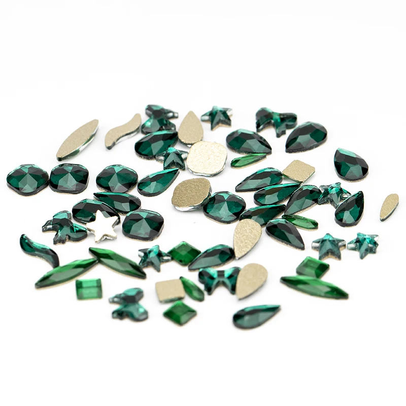 VDD 100 Stück Glas-Mix-Form Strasssteine, Kristall-Flachsteine, Glitzersteine, glänzende Diamanten für Nagelkunst, DIY-Bastelarbeiten und Dekorationen – Detail 16