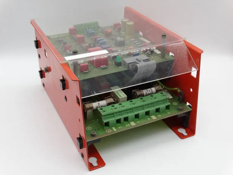 

Новый Оригинальный Программируемый Логический Контроллер (ПЛК) BRC12 SENSOR для Промышленной Автоматизации, Готовый к Отгрузке