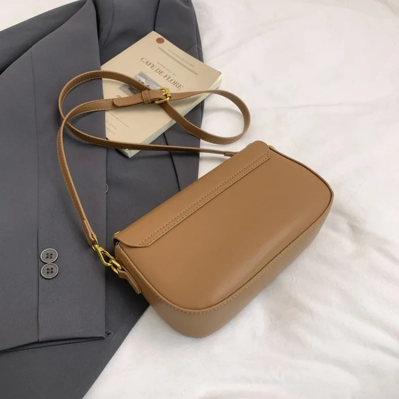 

Fashionable Leather Women's Messenger Bag Luxury Brand Classic Elegant Elegant Lining Trendy Commuter Daily Vintage Bag​