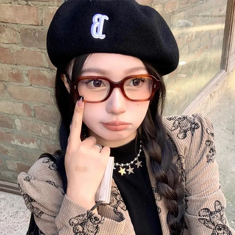 نظارات كلاسيكية Y2k بإطار كامل تحجب الضوء الأزرق للنساء نظارات عصرية بإطار سميك من البولي كربونات للحفلات