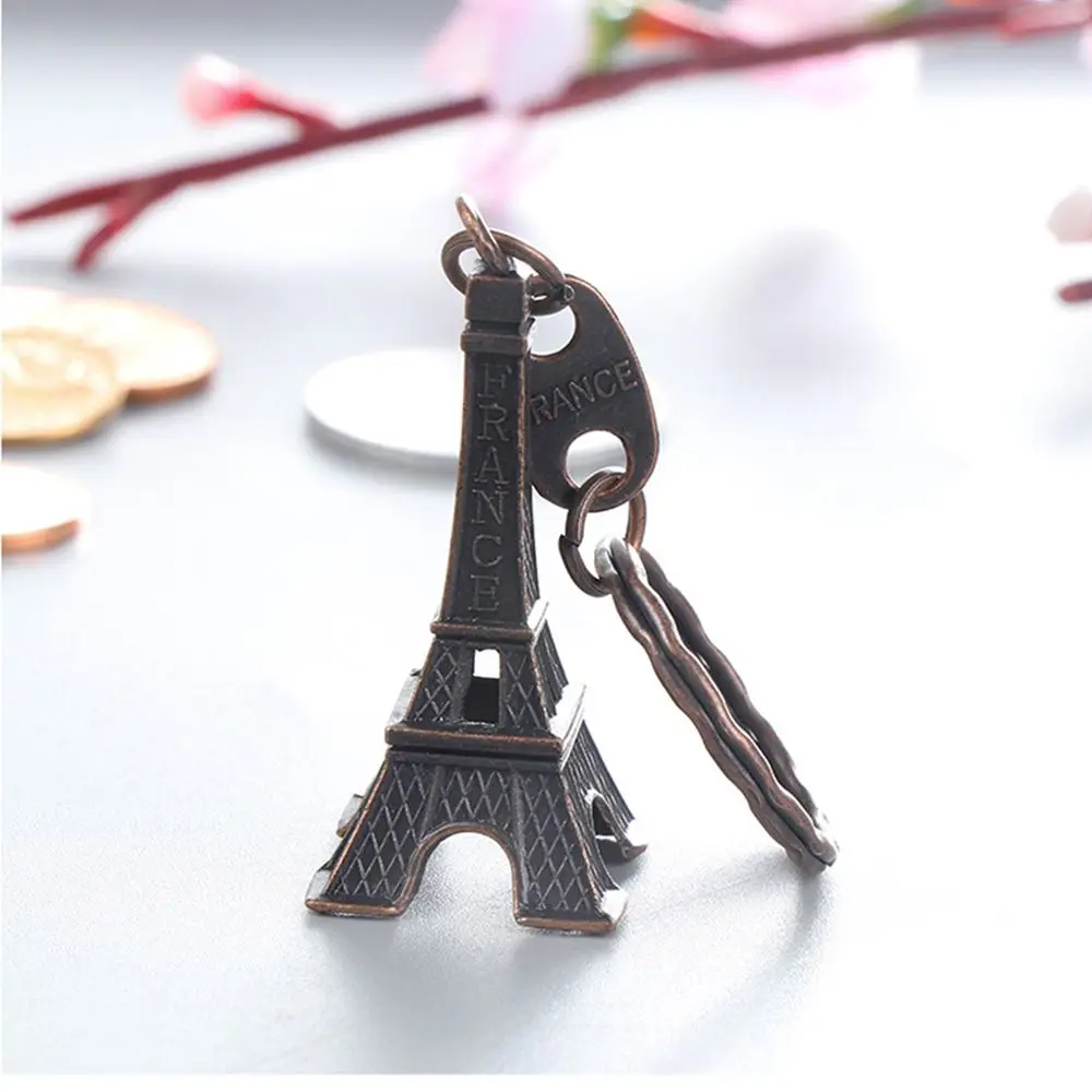 Eiffel Tower Keychain New Car Metal Keyring Retro Bag Hanging Pendant Decoration Paris Tour Souvenirs Gift for Women Men