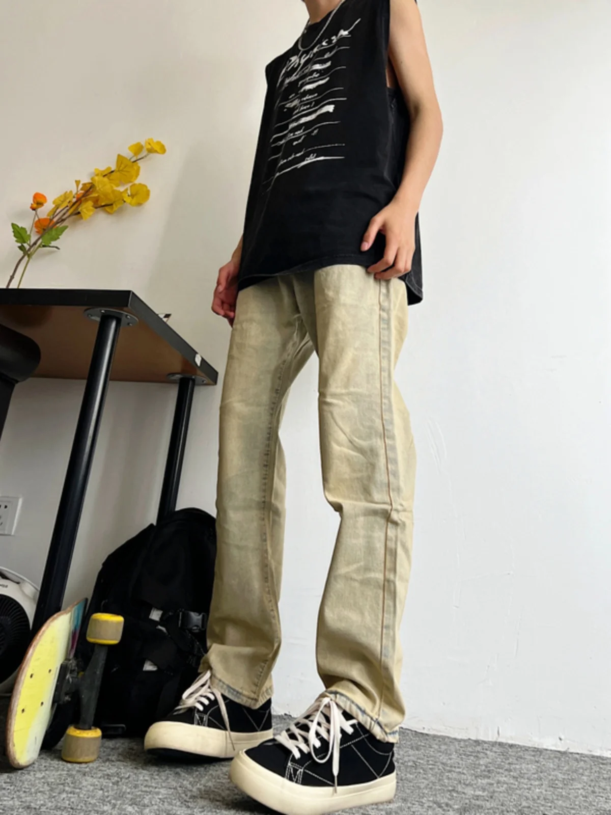 

Мягкие повседневные мужские летние тонкие джинсы прямого кроя цвета желтой грязи, эластичные, в американском стиле High Street, модные брендовые джинсы для отдыха