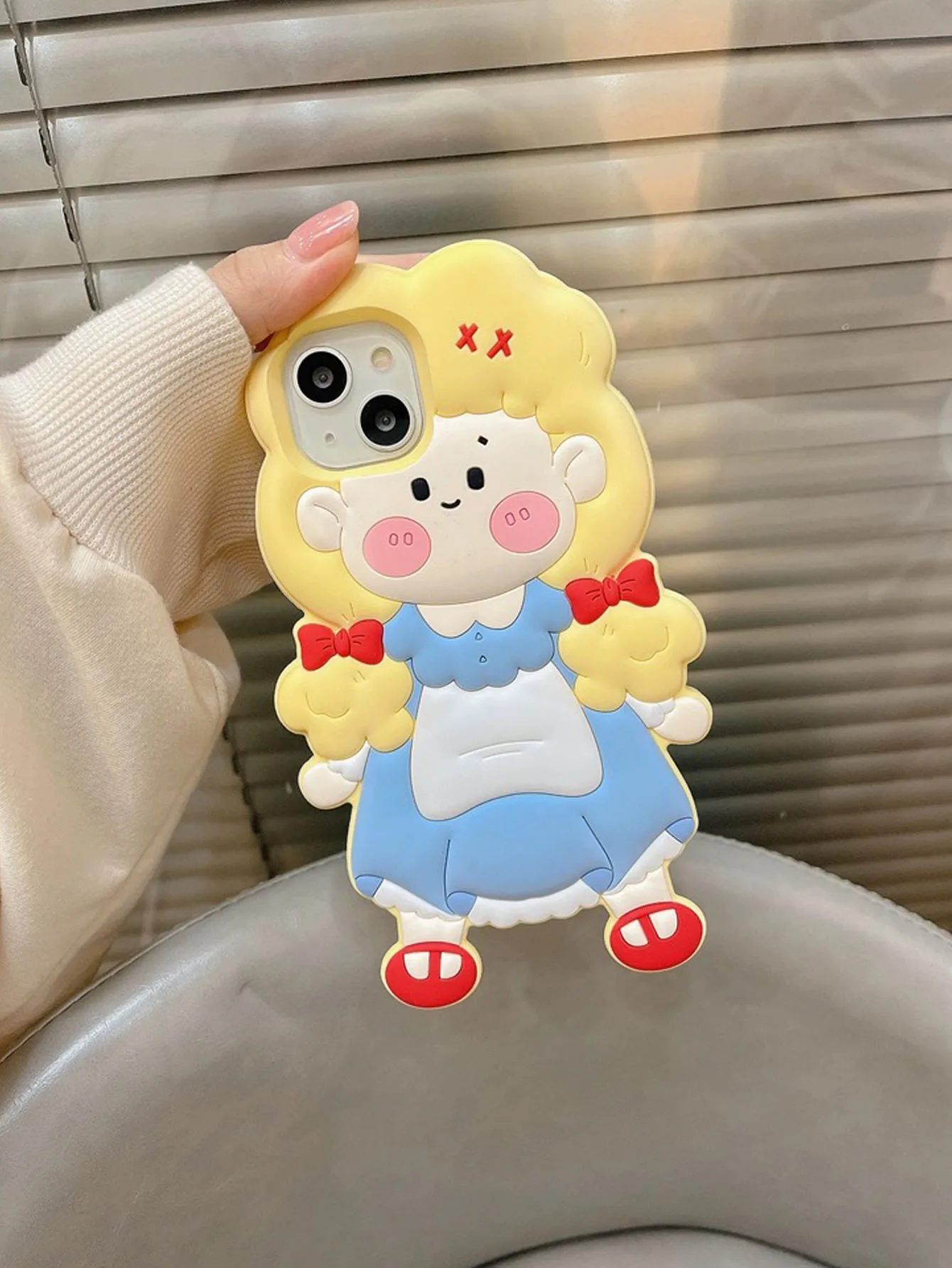 Cartoon Cute Girl Suitable For 14ProMax Phone Case iPhone 13 12 Silicone 11 15 Pro Fall Protection Case Full Package Soft