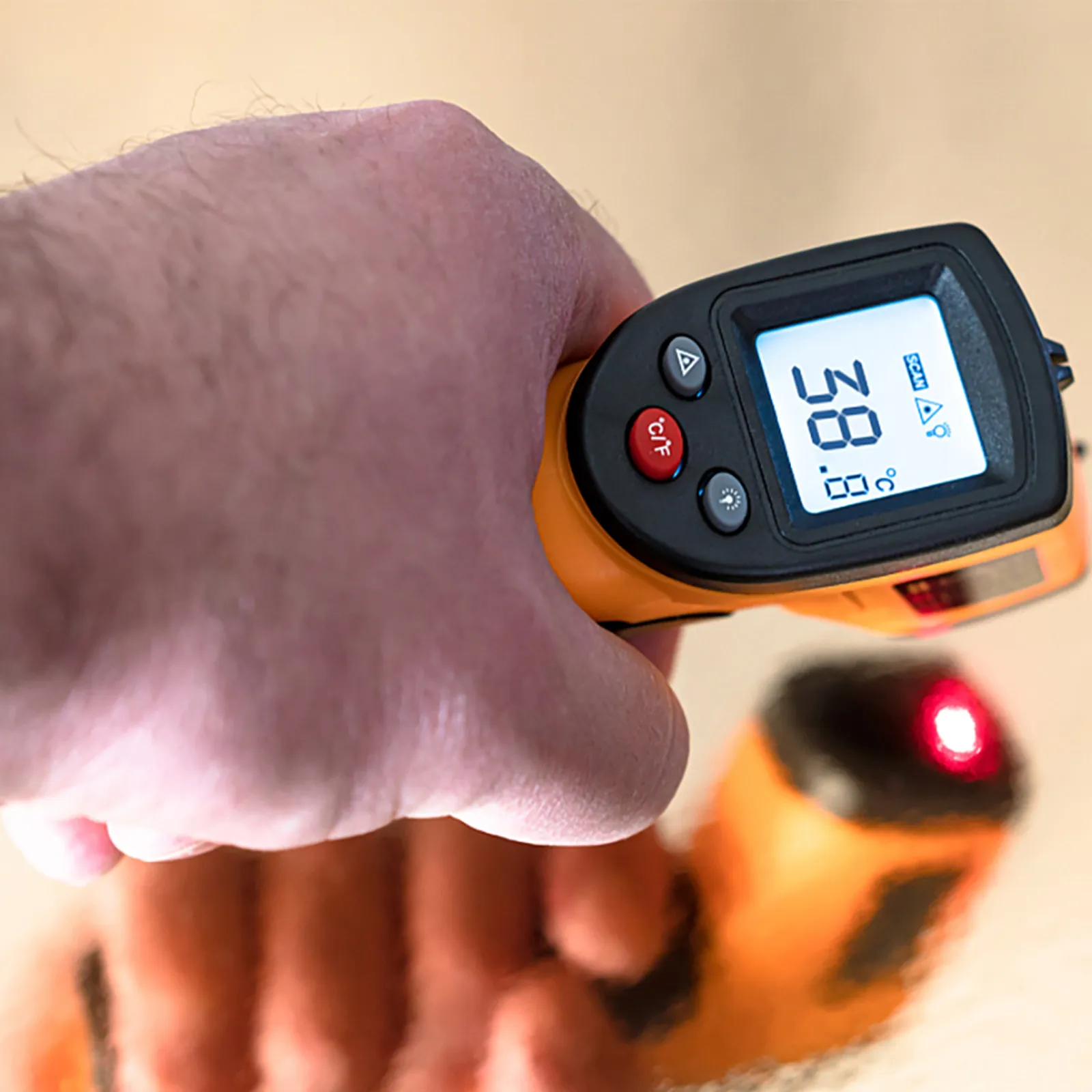 Thermometer Digital Forehead Non Contact Handheld Celsius Fahrenheit Temperature Measurement LCD Display Data Retention