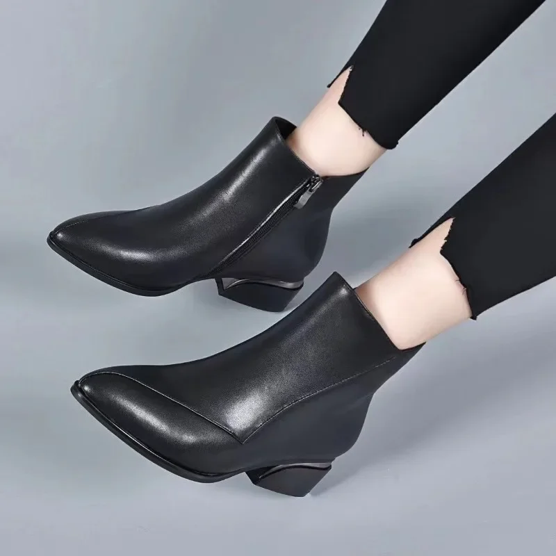 Botas de zíper lateral de salto médio feminino, Versátil, Moda, Novo, Outono, Inverno, 2024