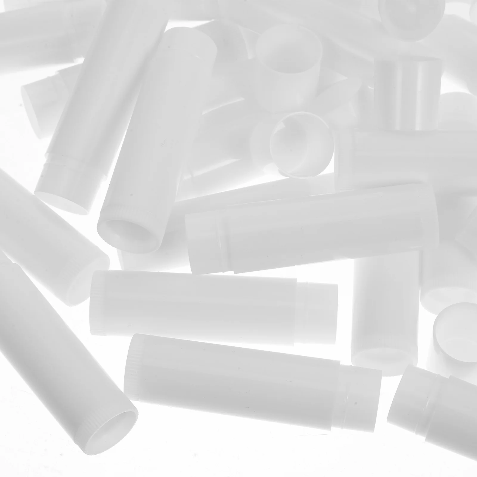 หลอดลิปบาล์มเปล่า 5G จำนวน 50 ชิ้น ทนทาน ใช้งานได้จริง สำหรับงาน DIY ทำเอง สีขาว