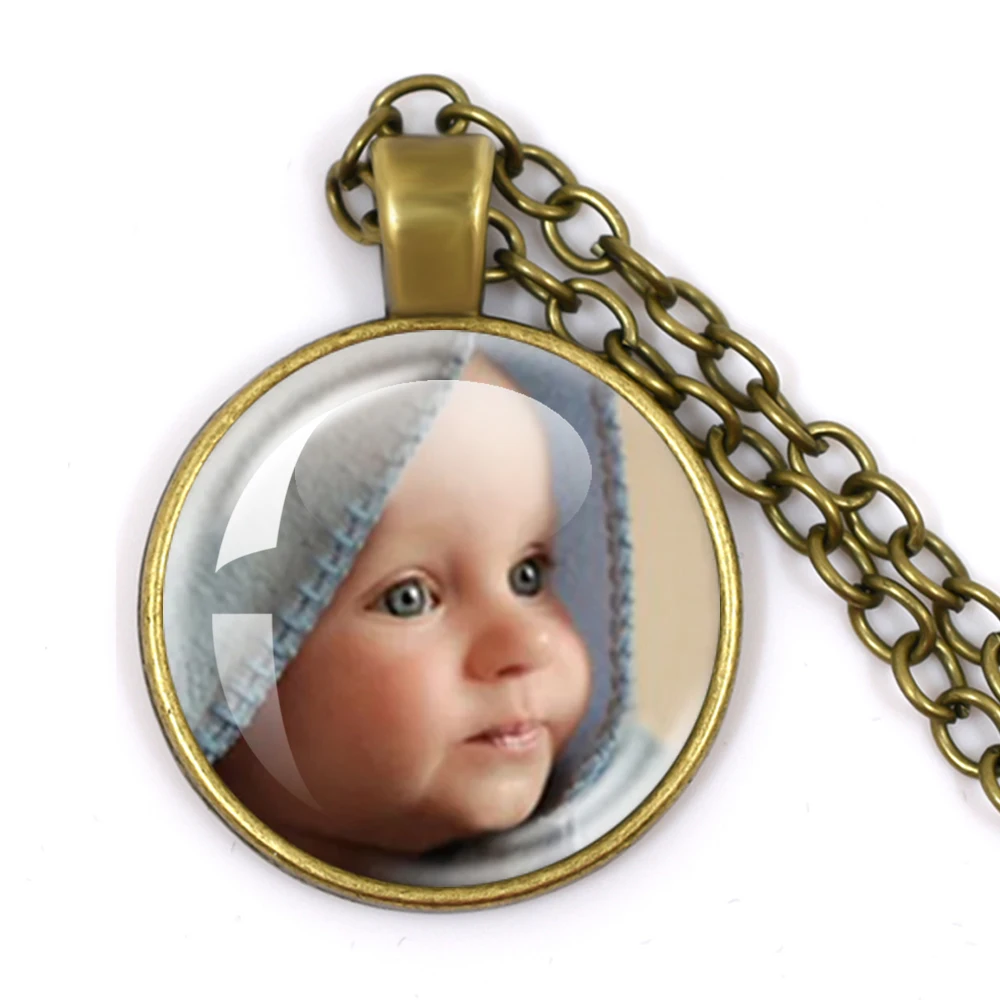 New Personalized Custom Pendant Round Necklace Glass Pendants Mum Dad Baby Grandpa Parents Custom Gifts
