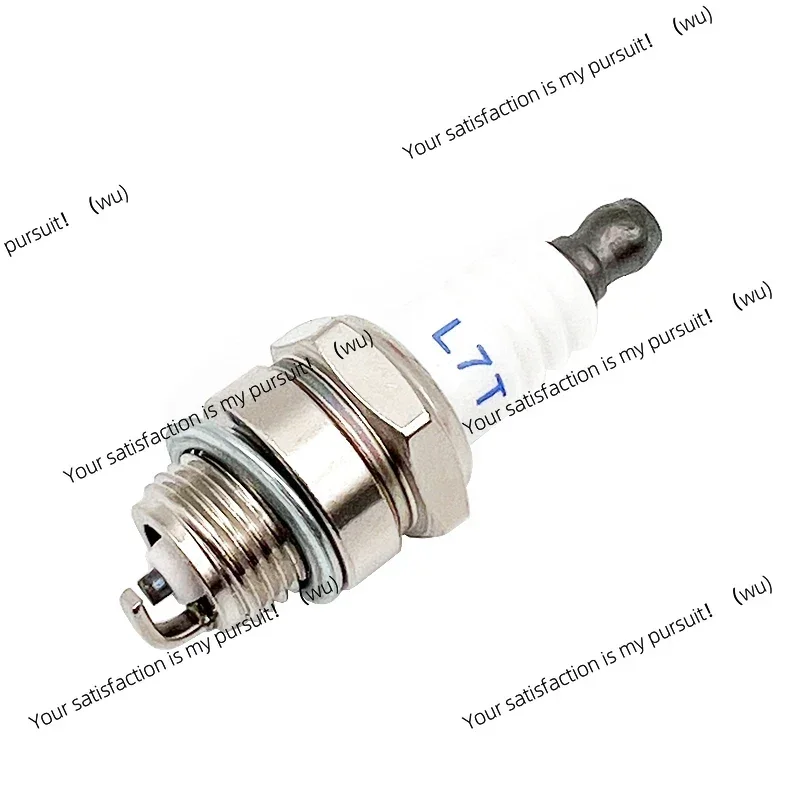 Garden Power Tool Accessories L7T Spark Plug for Chainsaw and Brush Cutter