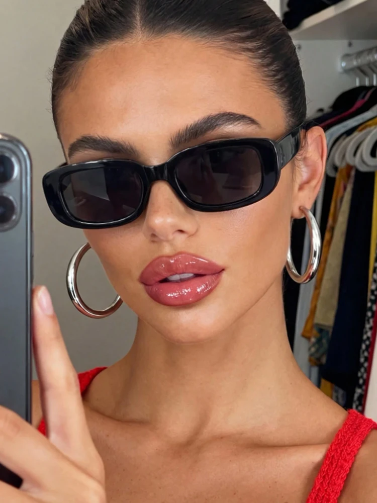 1pc Minimalist Narrow Frame Sunglasses, Classic All-Black Lenses, Trendy for Holiday Daily Styling, Unisex