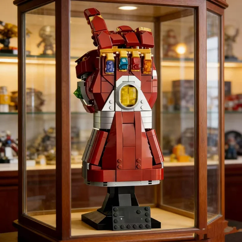 

Battle Nanosuit Version Infinite Glove Desktop Decorative Model, perfect for children’s birthday or Christmas gifts