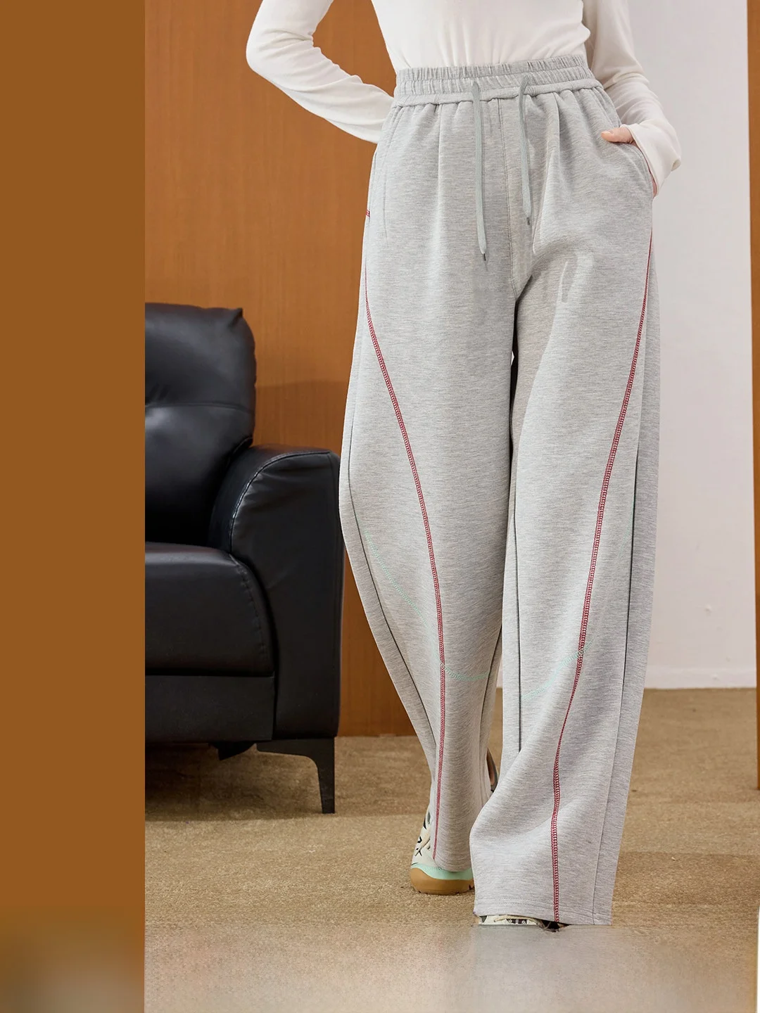 Coolhut Women's Grey Side Stripe Sports Casual Pants Loose Wide Leg Long Trousers Comfortable Loose Feeling Bend Knife Pants