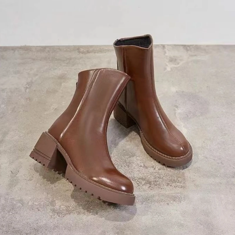 

Нескользящие ботильоны, однотонные женские короткие туфли с круглым носком, коричневые дизайнерские роскошные удобные и элегантные ботинки из искусственной кожи 39, женские ботильоны