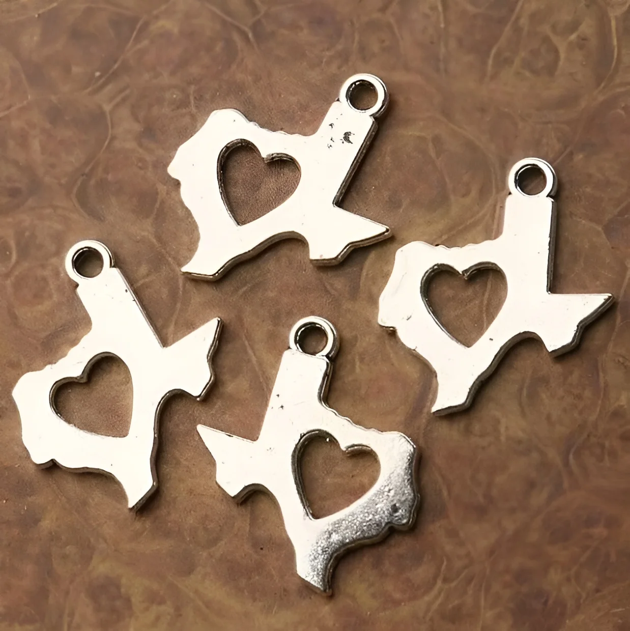 10pcs 19X19mm ,hole:1.1mm Tibetan Silver color LOVE TEXAS map design charms HWH0132