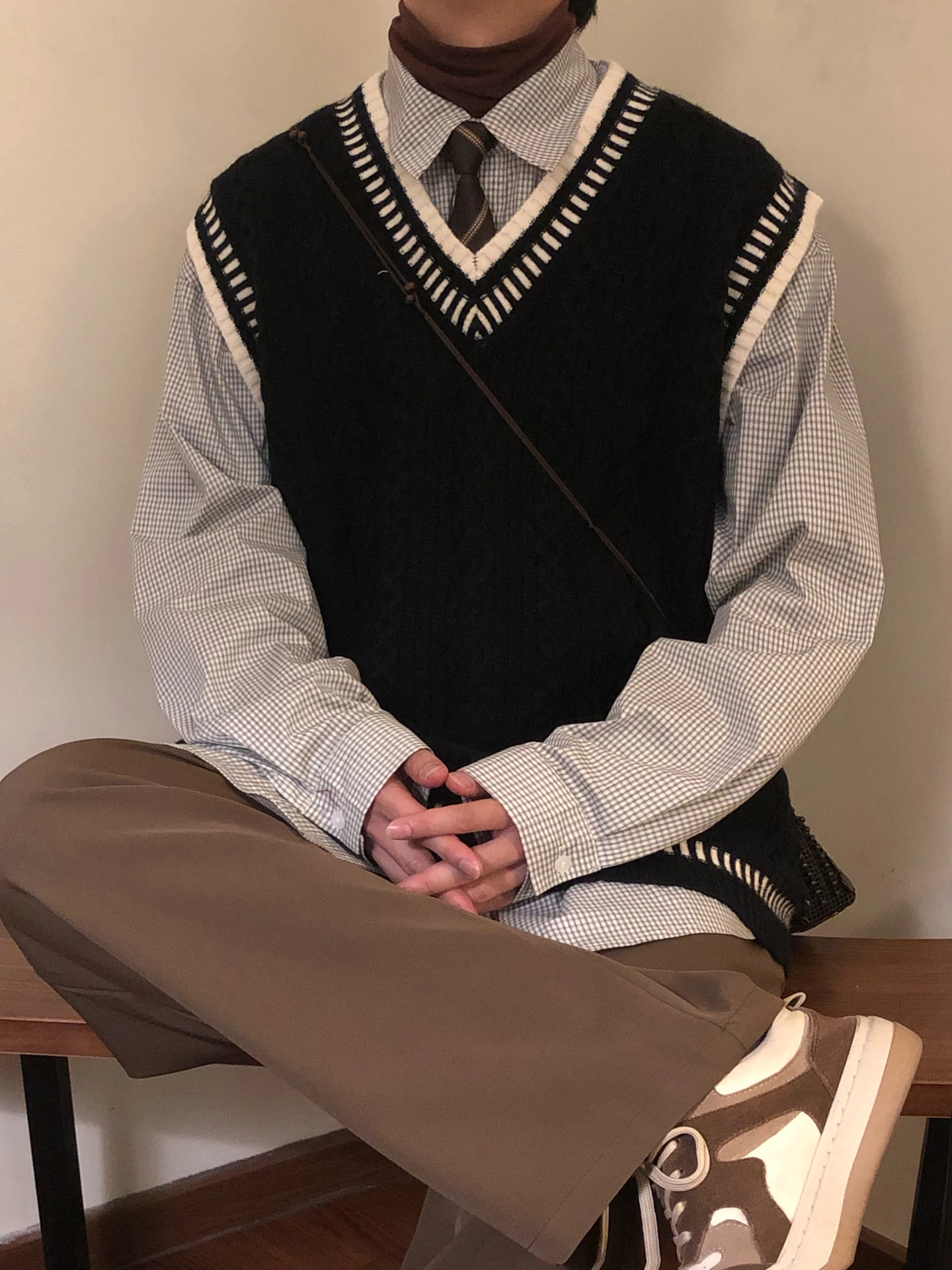 

Ретро-свитер без рукавов в полоску, осенний, в стиле колледж, мягкий, повседневный, с V-образным вырезом, теплый, дышащий, эластичный