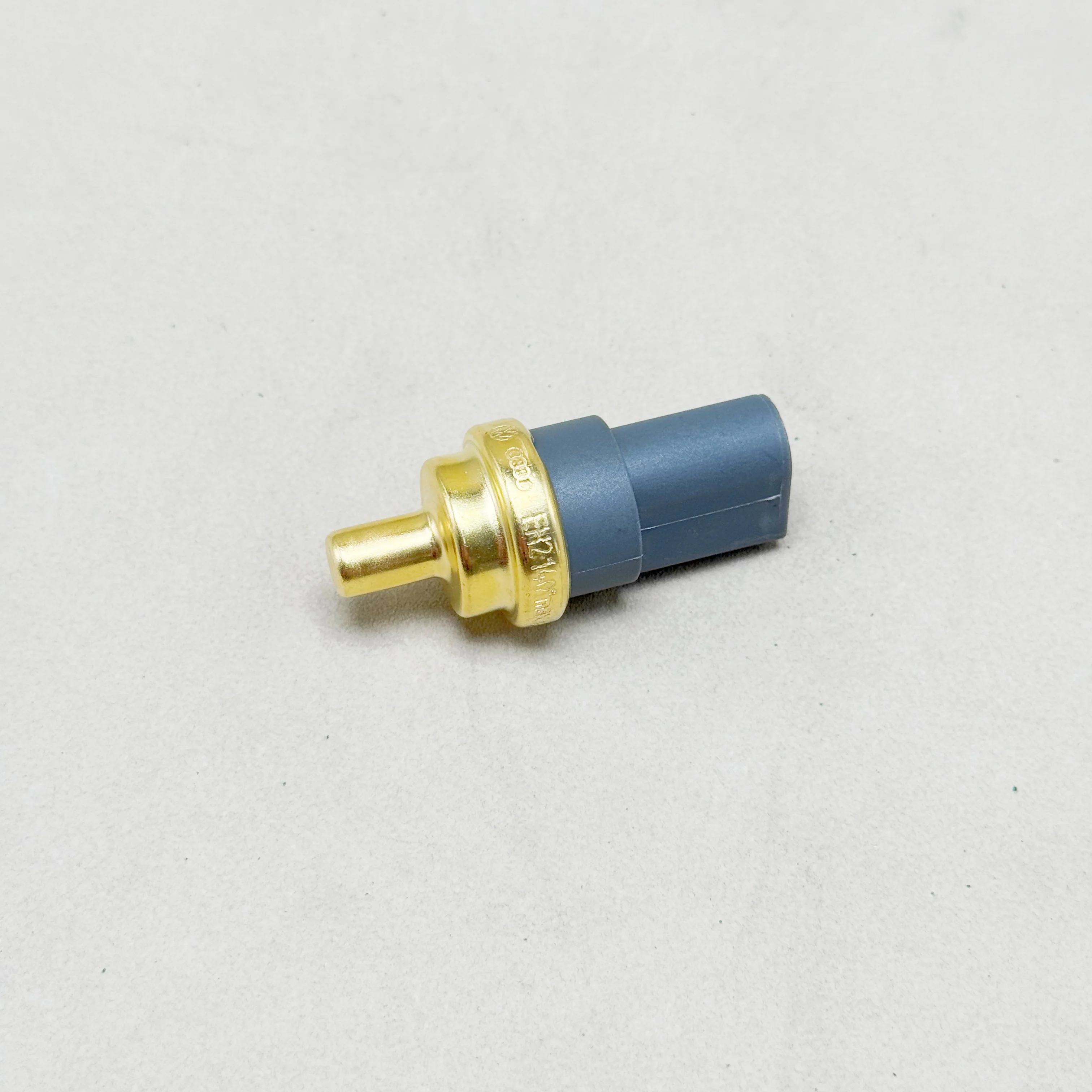 06A919501A Coolant Temp SENDER Sensor For Volkswagen Alltrack Atlas Arteon Beetle CC Jetta Passat Phaeton Tiguan Touareg