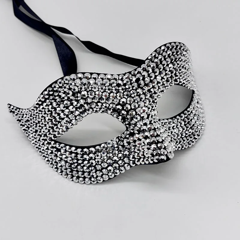 หน้ากากเต้นรำคอสเพลย์ หน้ากากปาร์ตี้สุดเซ็กซี่ หน้ากากตาประดับเพชรเทียม ทำจากพลาสติก สำหรับงานฮาโลวีน บาร์ และงานคาร์นิวัล