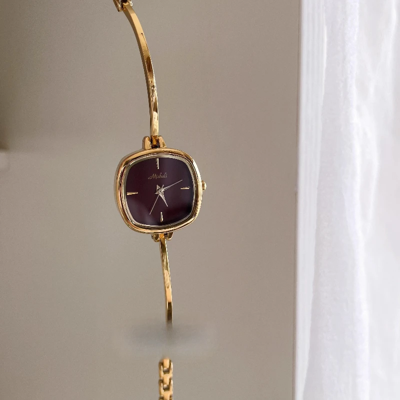 Classic Trend Ladies Watch Elegant and Simple 2025 Waterproof Quartz Watch Birthday Gift Student