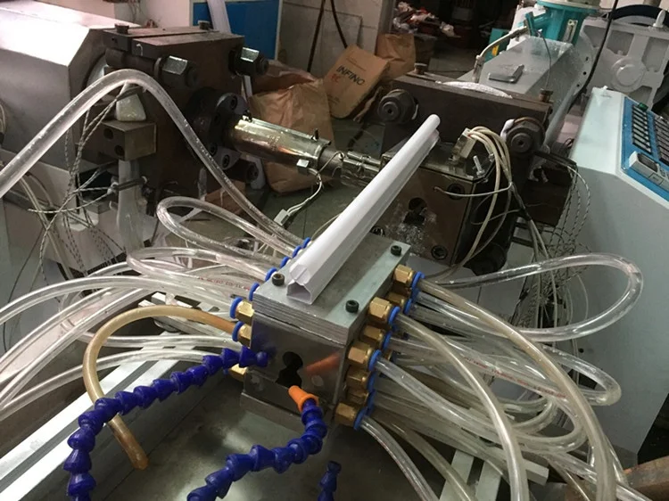 linea di produzione gigante macchina per la produzione di lampade con cornice per paralume a profilo luminoso a led