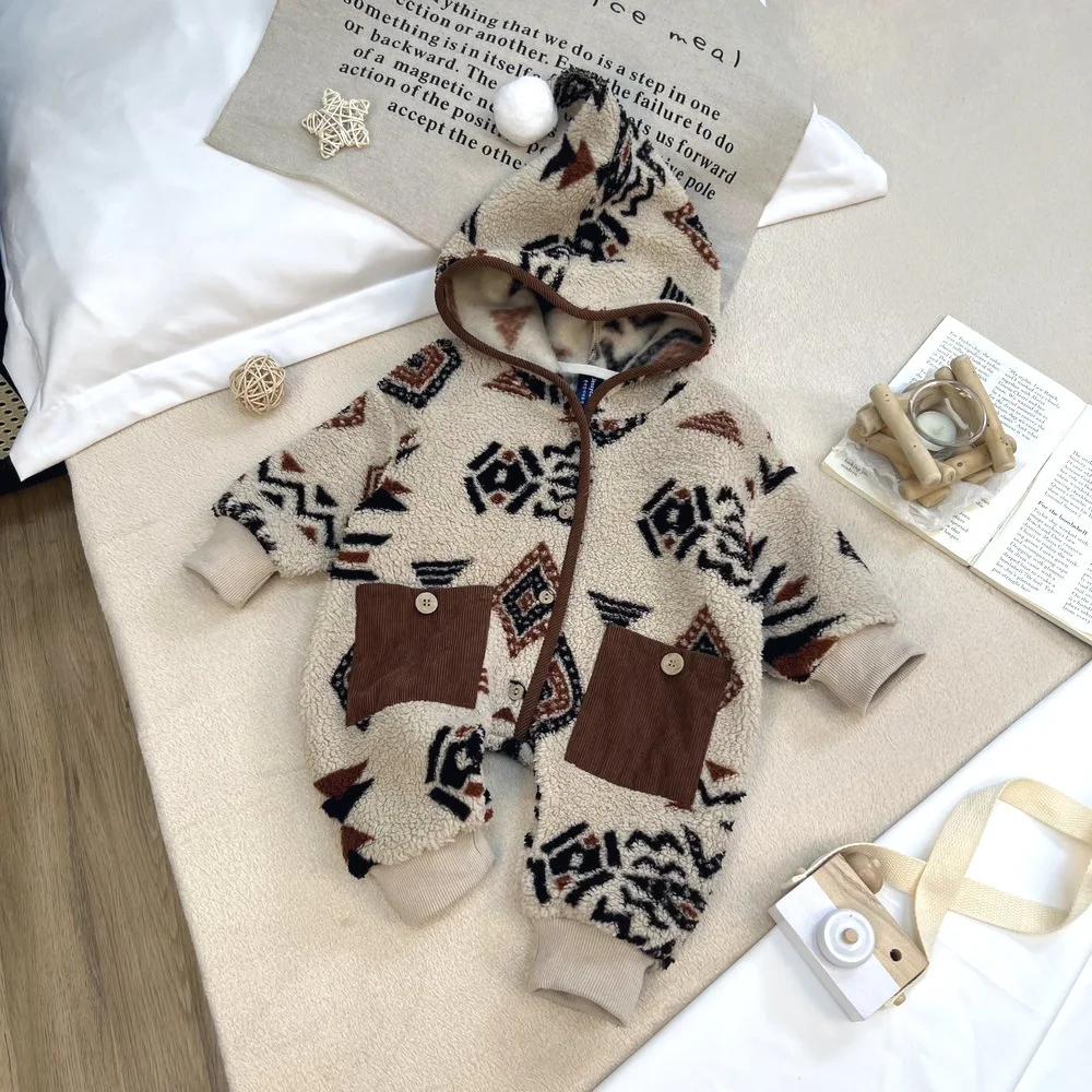 2026 Winter New Baby Warm Hooded Romper Newborn Lambswool Jumpsuit Infant Boy Girl Plus Velvet Thick Clothes 0-24M