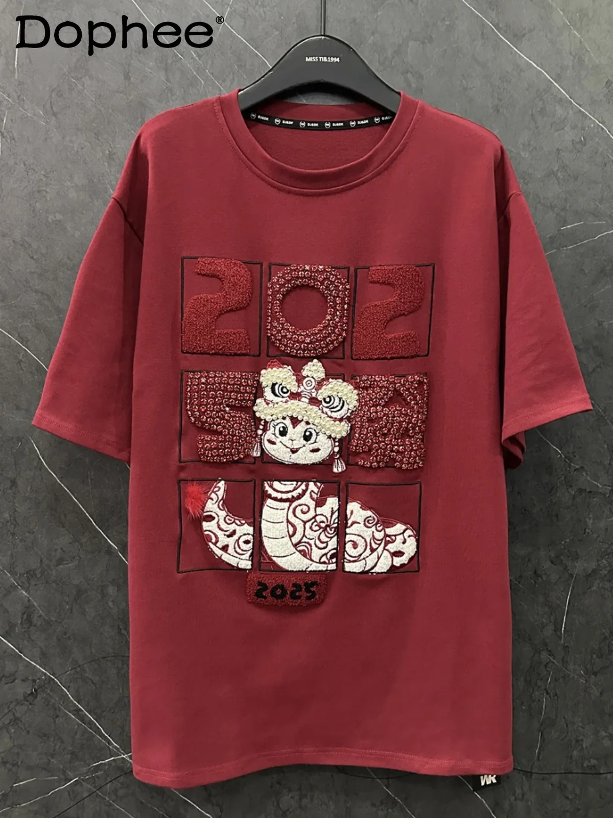 Autumn and Winter Embroidery Diamond-encrusted Red Short-sleeved T-shirt Women's National Style Cartoon Snake Heavy Industry Top