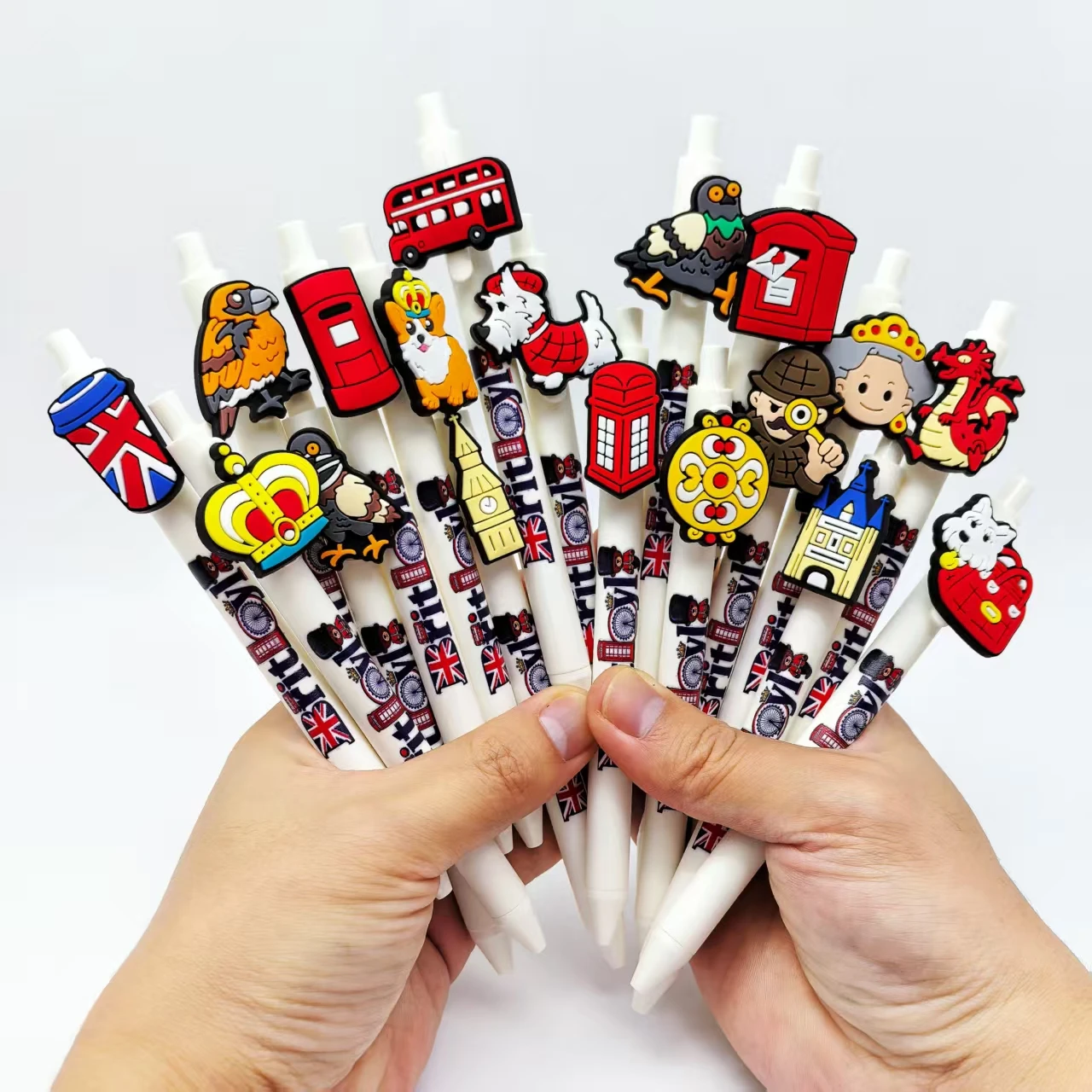 

5 PCS / 10 PCS / 12 PCS / 14 PCS / 18 PCS / 20 PCS British wind ballpoint pen Creative castle modelling pedestrian gift pen