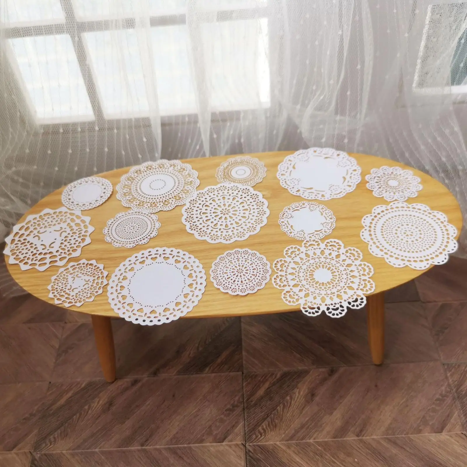 1 12 Dollhouse Mini Tablecloth Lace Doilies Pad Paper Furnishings Decor for Doll House Kitchen Accessories