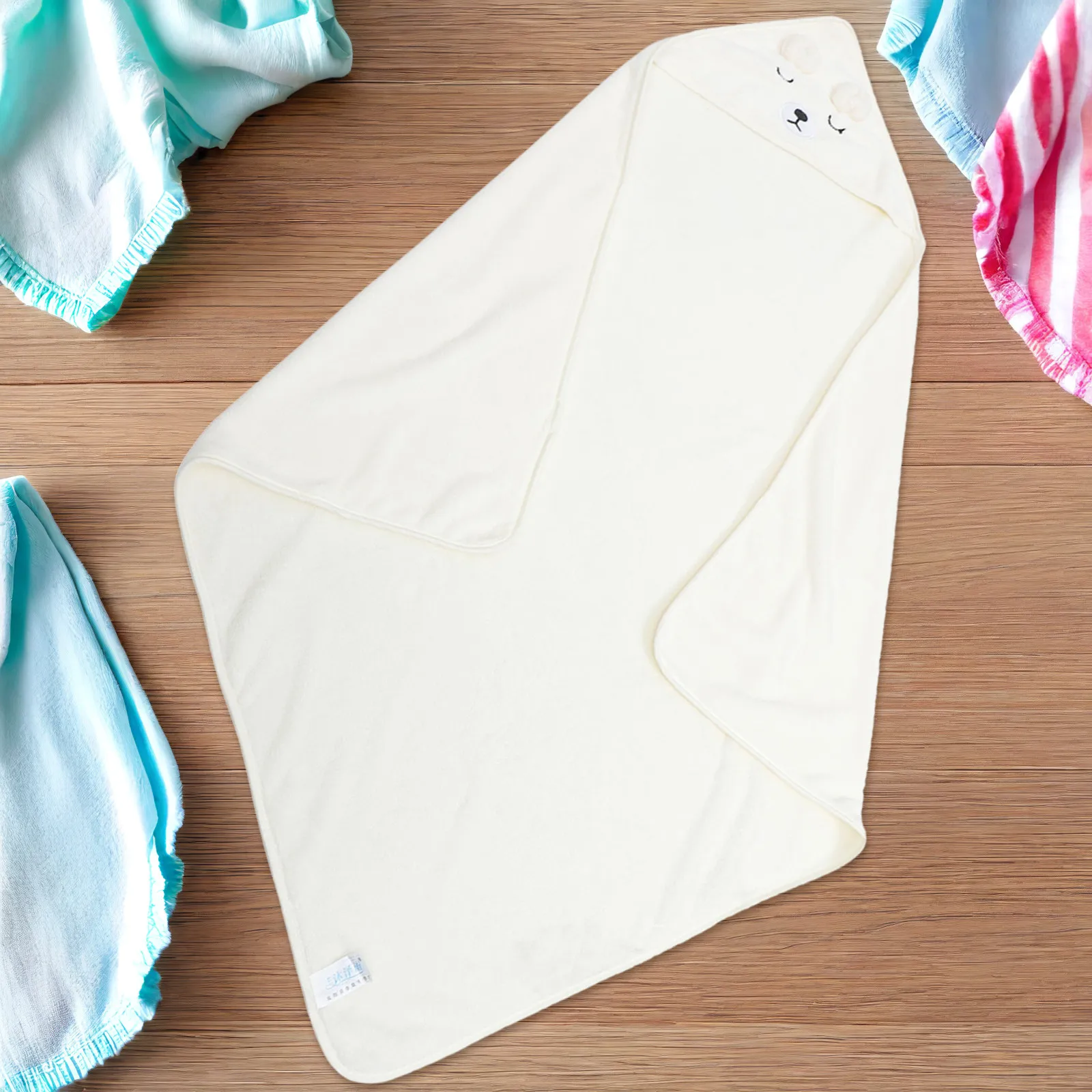 

1 шт. Детское банное полотенце из кораллового флиса с капюшоном, легкое, текстурированное, нежное для кожи, быстросохнущее, для детей, подарок на день рождения