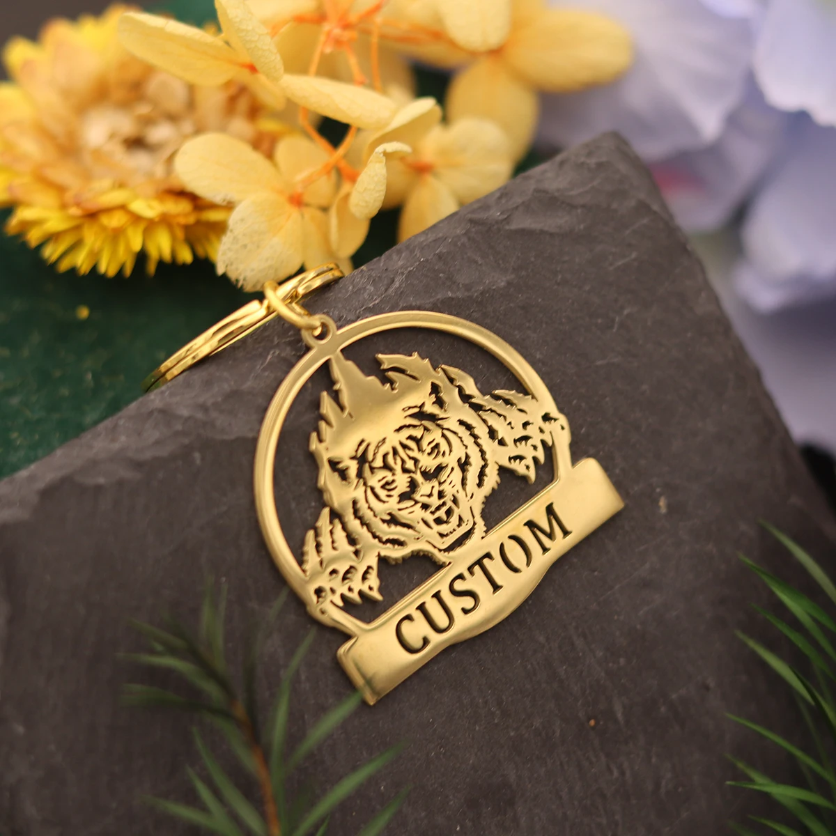 QIAMNI Custom Name Animal Keychain Stainless Steel Tiger Keyring Birthday Christmas Gifts Laser Engraved Nameplate Key Chain