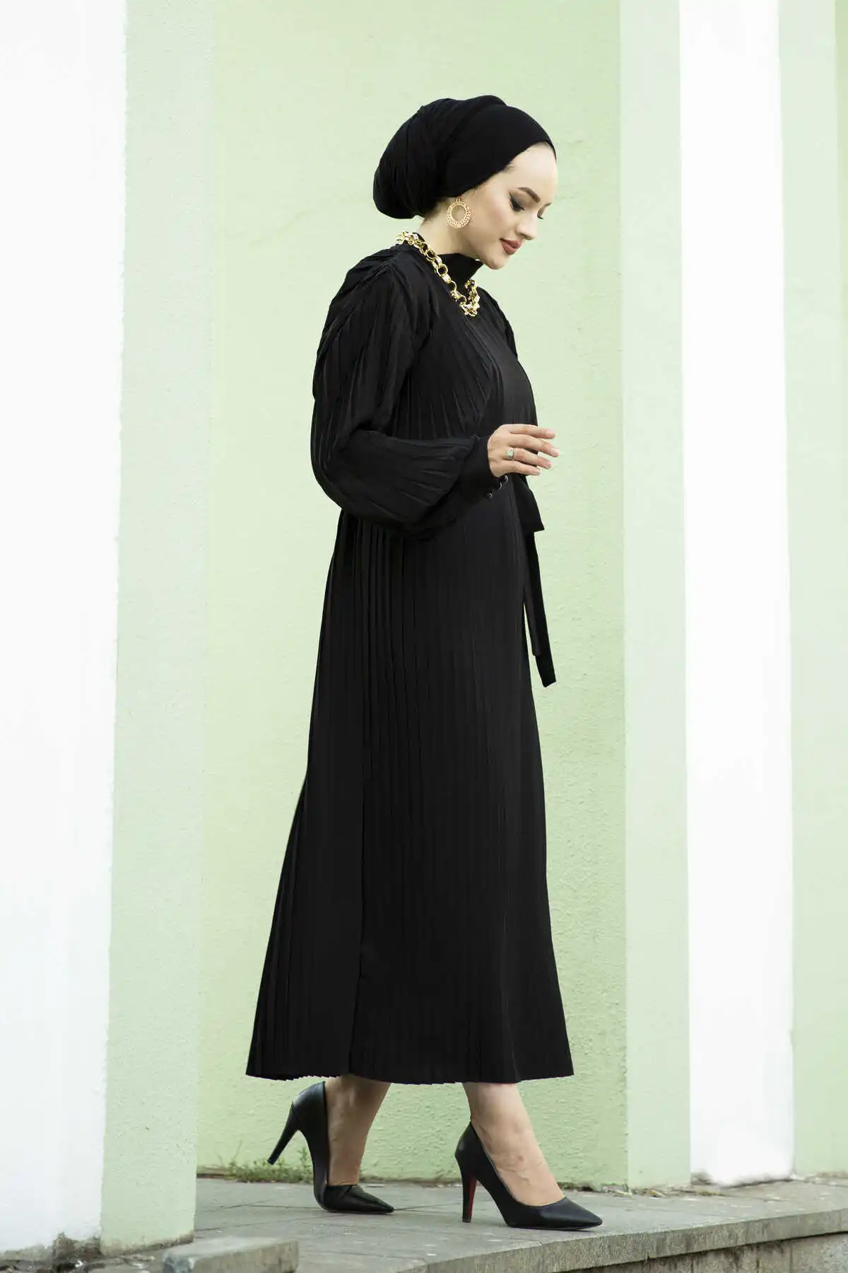 Robe de soirée noire à plis