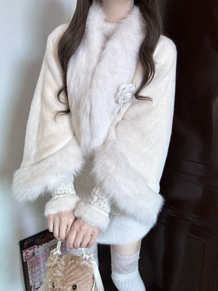 

Зимние французские элегантные женские комплекты из двух предметов, ветровка с меховым воротником + кружевное платье, корейский модный дизайн, теплый наряд, женские комплекты