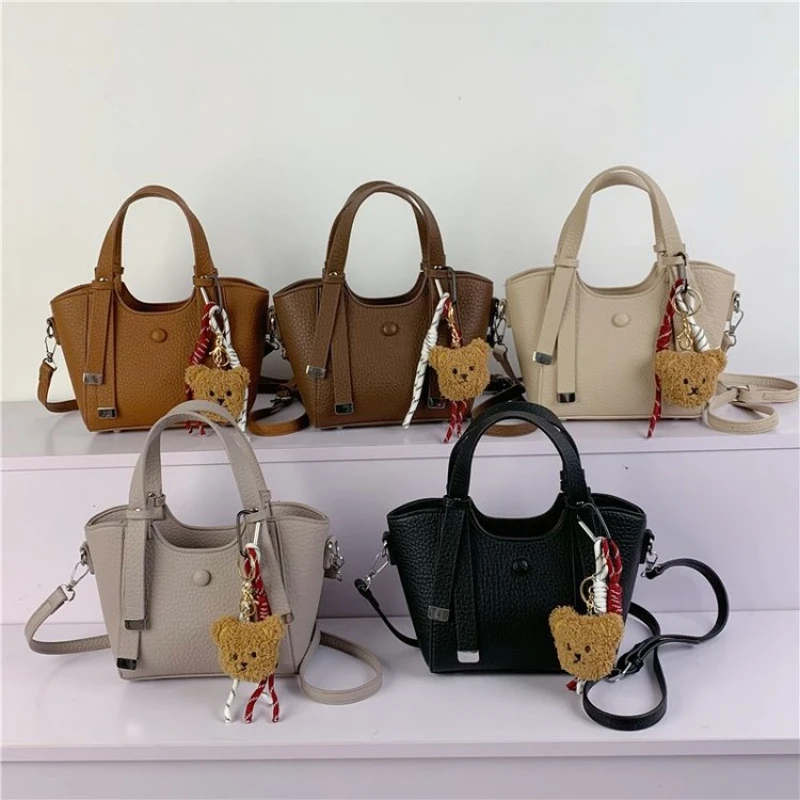 

Luxury Ladies Trendy Commuter Leather Handbag Classic Elegant Women's Casual Simple Vintage Fashionable Crossbody Bag