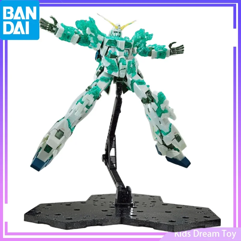 Bandai w magazynie Oryginalny MG 1/100 THE GUNDAM BASE LIMITED UNICORN GUNDAM (LUMINOUS CRYSTAL BODY) Anime Figurki akcji Zabawki Model