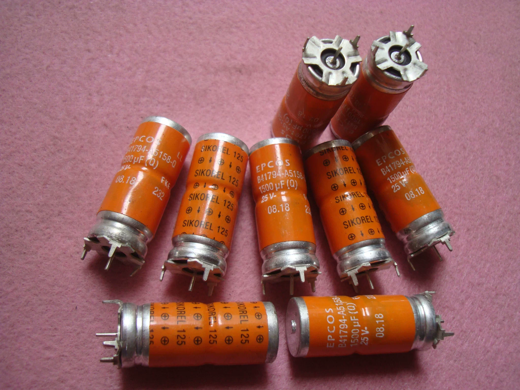 3PCS/LOT 25V1500UF B41794-A5158-Q  B41794S5158Q  SIKOREL140C 125C High-Current Audio Capacitor 16X40