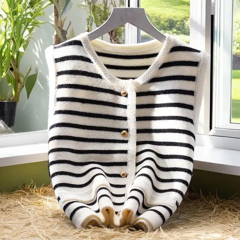 

Полосатый короткий вязаный жилет с круглым вырезом для женщин, свитер с длинными рукавами, свежий милый женский спортивный свежий милый милый каваи