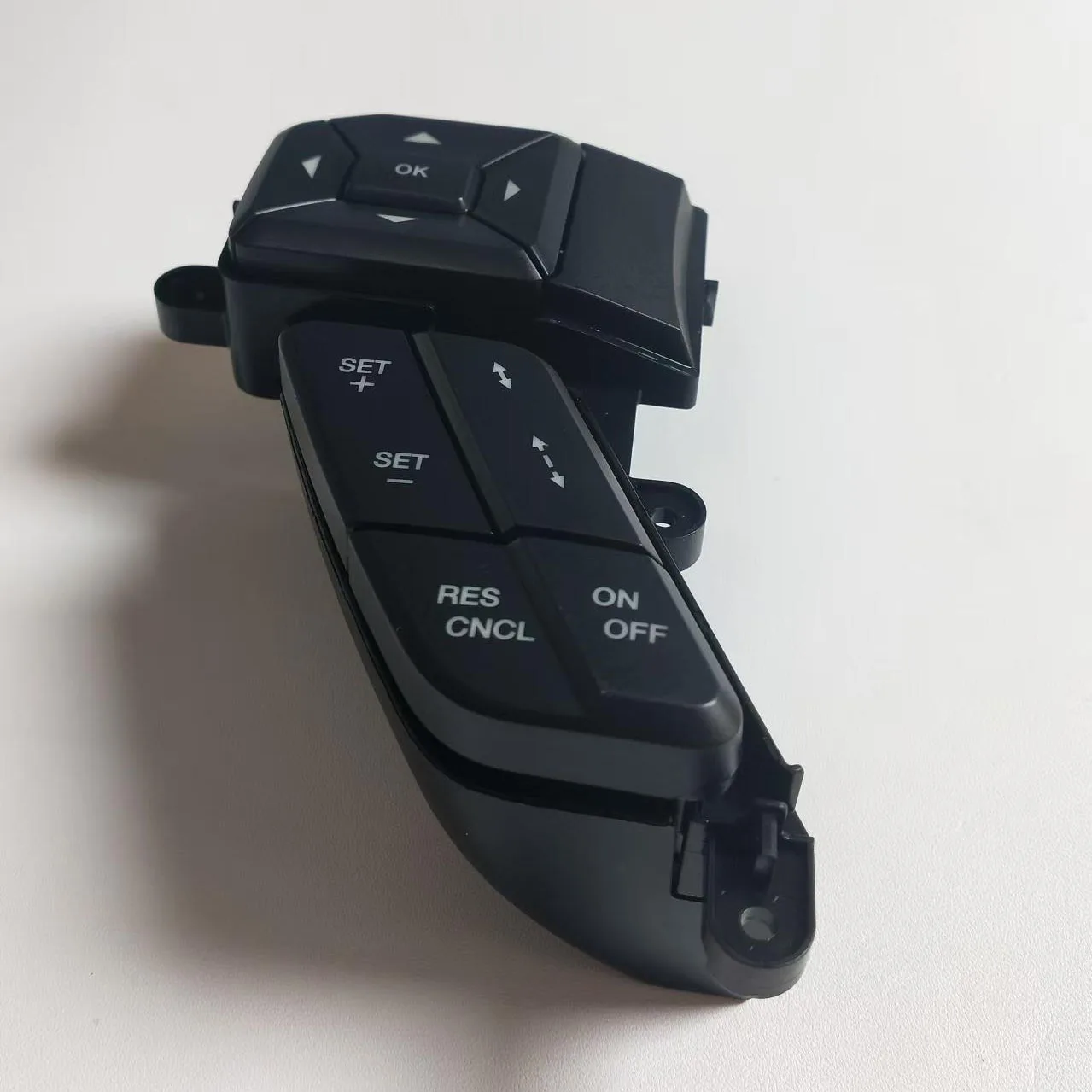 Подходит для FORD F150 SUPER, 250 350 2015-2019, правая, левая кнопка переключения круиз-контроля на руле FL3T-9E740-ECW FL3T-9E740-BBW