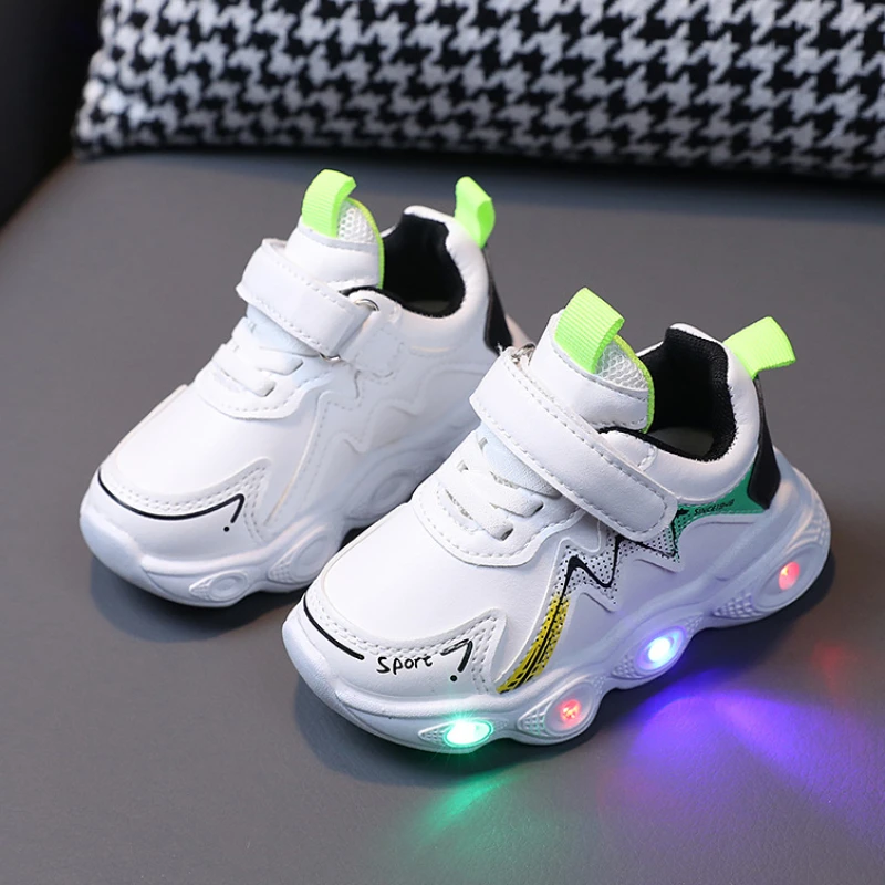 Children\'s Sneakers Boys Fashion Cute Led Lighted Shoes Girls Breathable Sport Sneakers Autumn New Casual Shoe for Kids 1-6Years