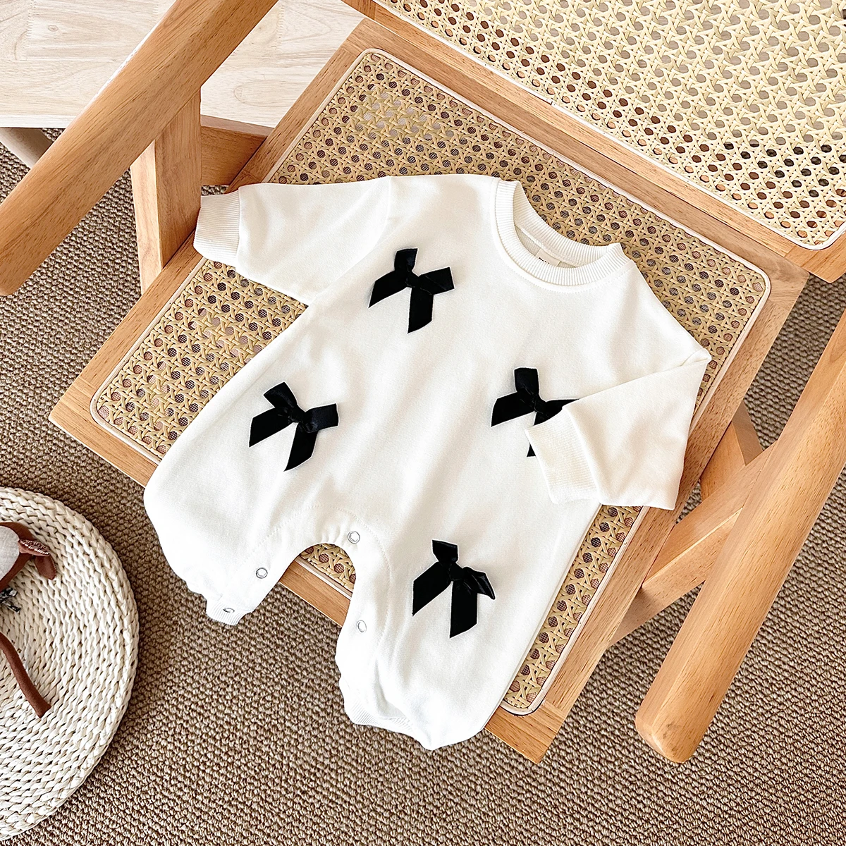 Ins Spring Autumn Newborn Baby Girls Clothes Romper Bow Pullover Infant jumpsuit Cotton Toddler Children Clothing 0-18M