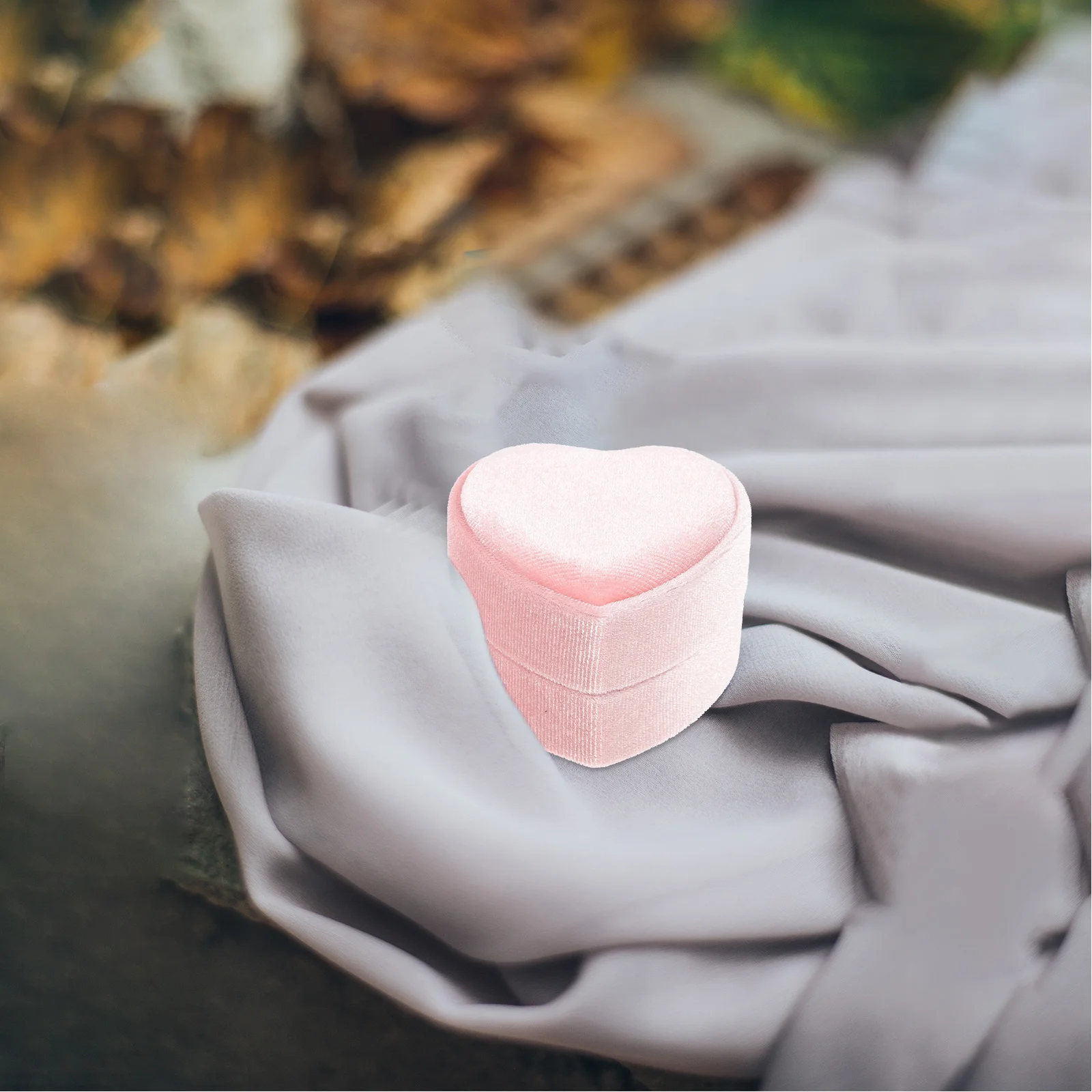 

Luxury Velvet Storage Box Mini Heart Shape Wedding Engagement Lightweight Jewelry Gift Holder Earring Necklace Carrier