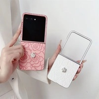 Luxury Korean Camellia Flower Phone Case For Motorola Razr 50 50 Ultra Razr 60 Razr 2024 Razr Plus 2024 Shockproof Cover