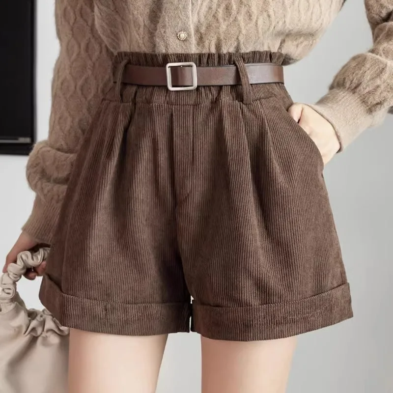 

2026 Winter Composite Milk Silk Rolled Hem Corduroy Casual For Women Spring Autumn Loose Slimming Wide-Leg Boot Shorts