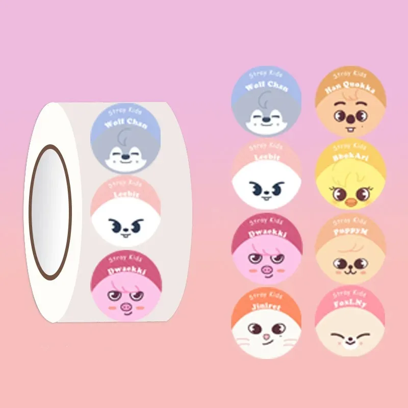 

200pcs/set STRAY KIDS Stray Children Stickers Round Cartoon Skzoo Packaging Sealing Small Stickers Roll Decorative Sticker 2.7cm