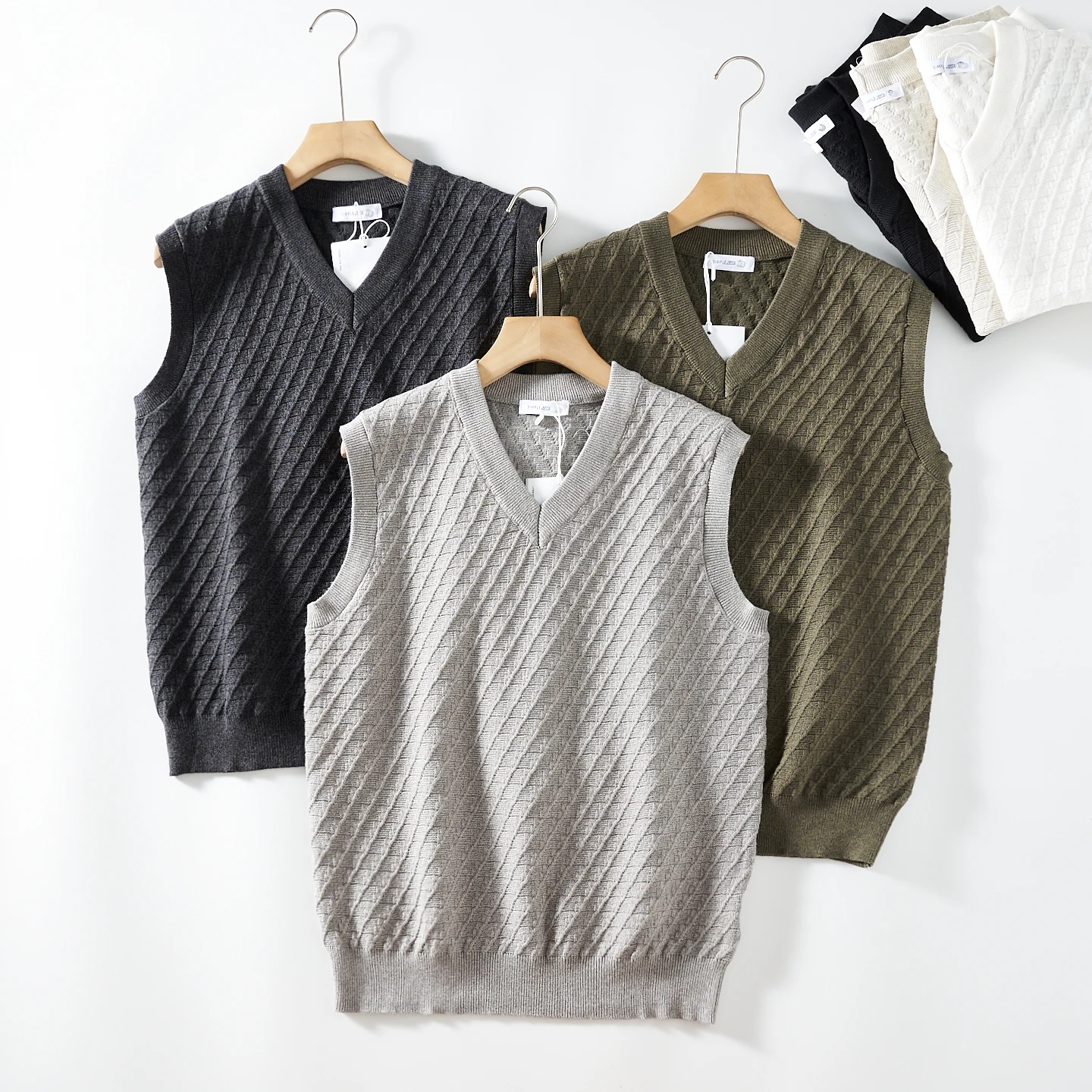 

Осенний новый японский ретро ромбовидный клетчатый жаккардовый вязаный свитер без рукавов с v-образным вырезом, мужской модный свитер, повседневный жилет