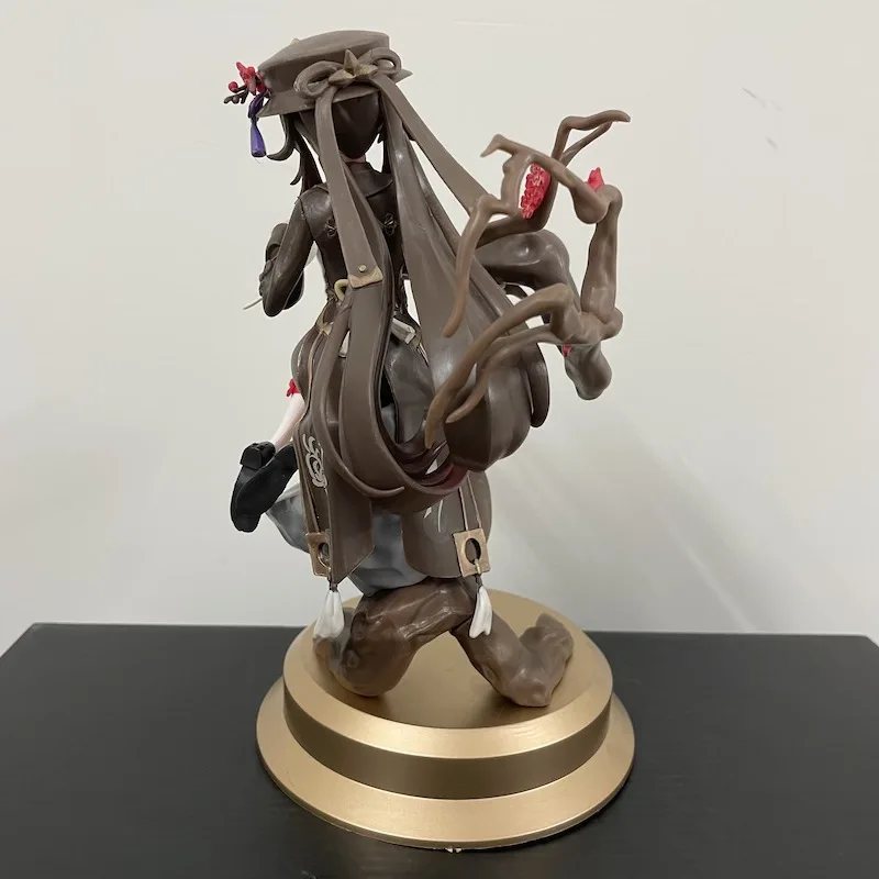 Figurines de dessin animé Genshin Impact Hu Tao, 23cm, modèle en PVC, fille mignonne assise, Collection d'ornements, affichage de bureau, jouet cadeau