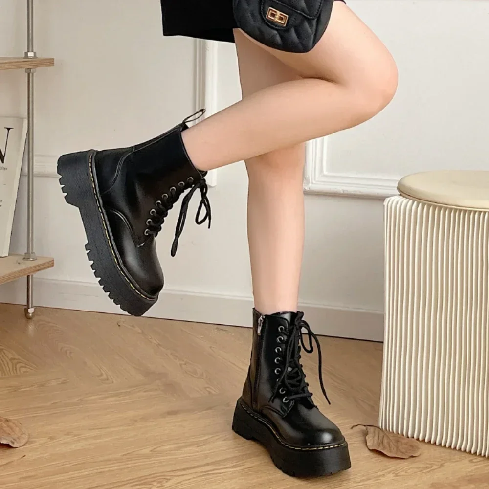 New Women Motorcycle Boots Casual Shoes Woman Leather Minimalist Classic Punk Female Goth Shoes Platform Boots Women