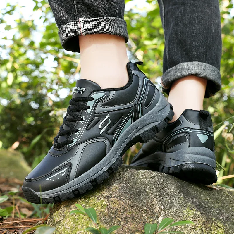 

Hiking Shoes Men's Large Size Outdoor Low-top Jungle Hiking Shoes Leather Travel Shoes Non-slip Wear Running Shoes