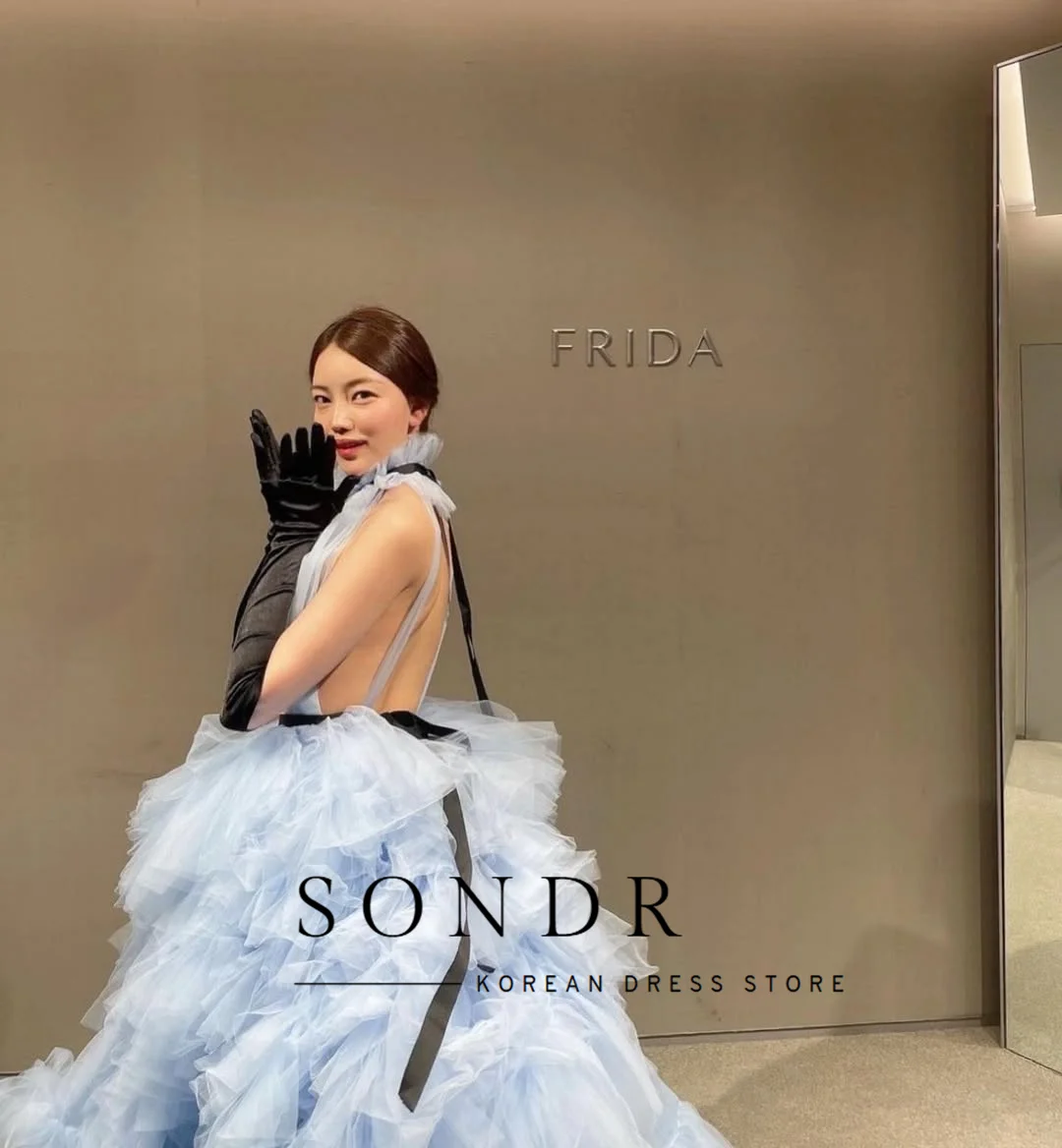 Sondr Himmelblaue O-Ausschnitt ärmellose koreanische Brautkleider, abgestufter weicher Tüll, japanische Hochzeits-Party-Kleider, individuelles Abendkleid