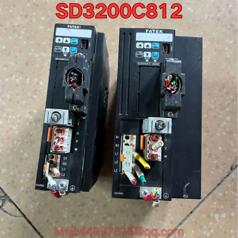 

Бывший в употреблении тест функции сервопривода SD3200C812 нормально