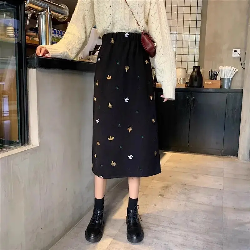 Woolen Dress With High Waist Vintage Corduroy Skirt Women Autumn Winter New Loose Embroidery Floral High Waist Long Skirts